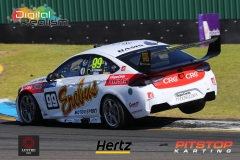 Sandown2018(DarinMandy)_4874