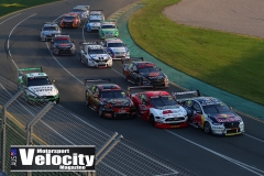 AUSGP2019(DarinMandy)_5166