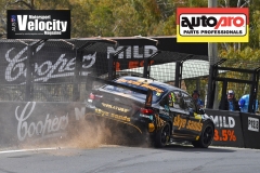 LR-Randle-Crash-4-Super-2-bathurst